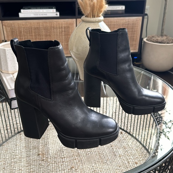 Steve Madden Revised Heeled Boot, Size 9 - Picture 5 of 8